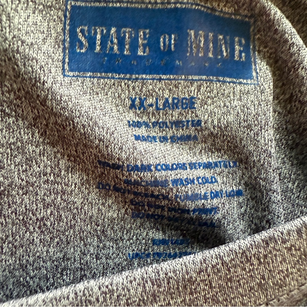 State of Mine Moisture Wicking LS shirt New York Graphic | Size XXL | Gray - Picture 4 of 9